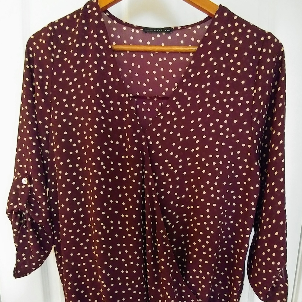 ALLAN ROLLTAB HIGH LOW BLOUSE